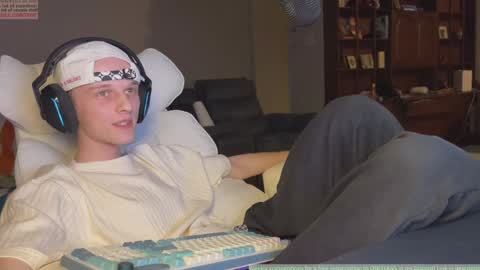 Big cock boy online show from January 2025 10:40:01 PM