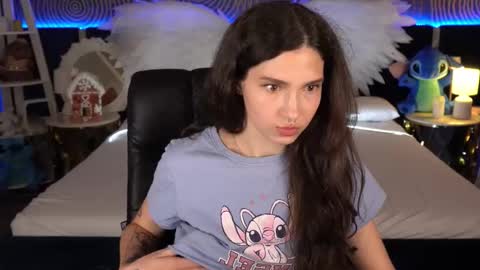 Sasha online show from December 2025 09:02:01 PM