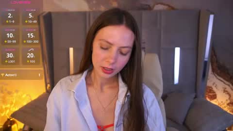 Lady Vi online show from June 2026 07:58:02 PM