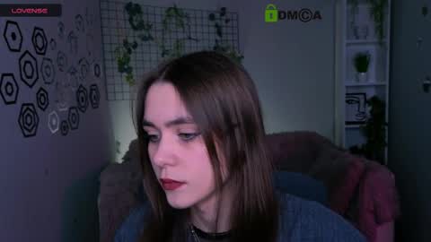 Mia online show from April 2026 01:19:01 PM