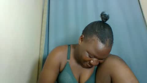 Snapshot of babymolly2 chatting on November 2025 02:27:01 PM Rossy Kwekwe online show from November 2025 02:27:01 PM
