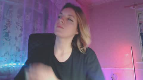 Snapshot of babymuro4ka chatting on February 2025 01:15:01 AM Sonya online show from February 2025 01:15:01 AM