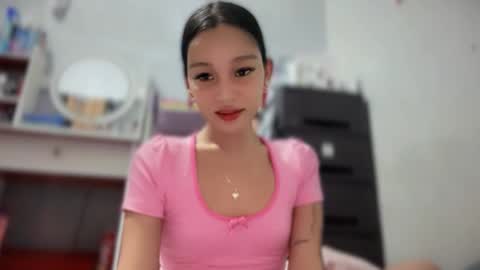 Nexie online show from November 2025 04:12:01 AM