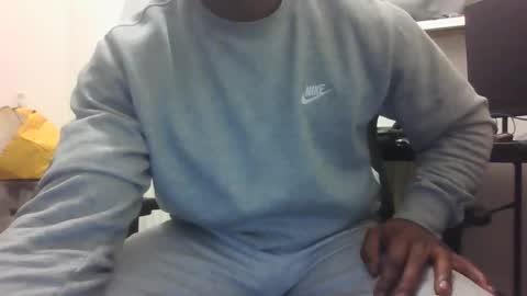 babyrandy12 online show from December 2025 08:38:02 PM