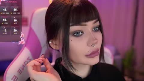Snapshot of babyroxynill chatting on April 2026 10:01:02 PM Nika online show from April 2026 10:01:02 PM