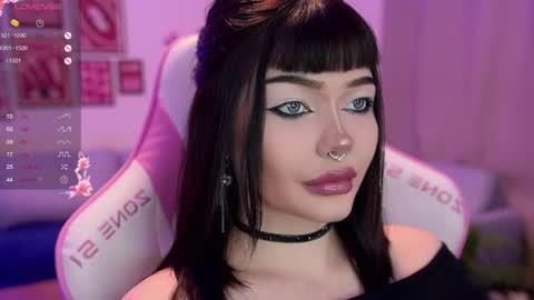 Snapshot of babyroxynill chatting on June 2026 09:48:01 PM Nika online show from June 2026 09:48:01 PM