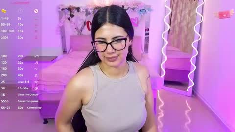 Snapshot of babyvenu_tay chatting on September 2025 03:19:01 AM VENU online show from September 2025 03:19:01 AM