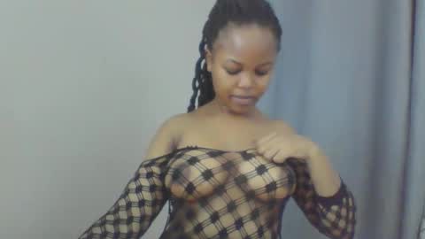 babyy_fface25 online show from October 2025 08:50:02 PM