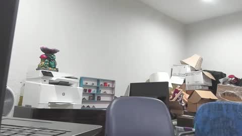 bad_boy4u2abuse online show from October 2025 01:34:01 AM