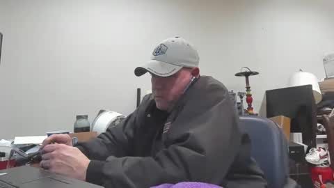 bad_boy4u2abuse online show from December 2025 05:44:02 AM