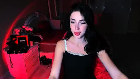 Miss Desire...do you remember online show from November 2025 11:42:01 AM