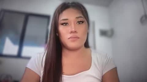 AMARA - FOLLOW ME AND THUMBS UP online show from May 2026 09:15:02 AM
