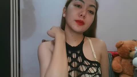 Snapshot of badaxx_tricia chatting on October 2025 09:10:02 AM tricia online show from October 2025 09:10:02 AM