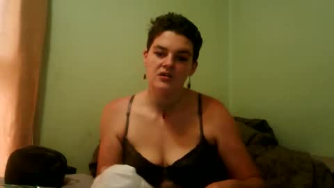 Snapshot of badbitch2026212670 chatting on April 2026 05:36:01 PM badbitch2026212670 online show from April 2026 05:36:01 PM