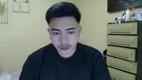 Snapshot of badboy_hanns chatting on December 2024 04:34:02 AM HANNS online show from December 2024 04:34:02 AM