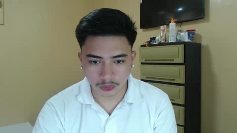 Snapshot of badboy_hanns chatting on December 2024 08:57:02 AM HANNS online show from December 2024 08:57:02 AM