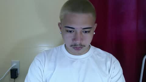 Snapshot of badboy_hanns chatting on December 2024 07:15:02 AM HANNS online show from December 2024 07:15:02 AM