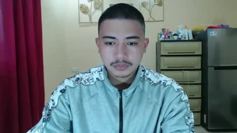 Snapshot of badboy_hanns chatting on January 2025 07:37:02 AM HANNS online show from January 2025 07:37:02 AM