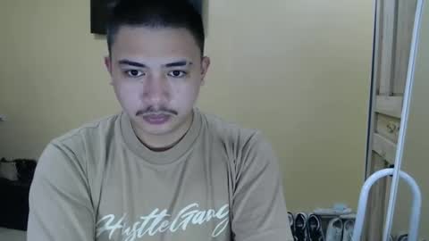 Snapshot of badboy_hanns chatting on January 2025 05:31:02 AM HANNS online show from January 2025 05:31:02 AM