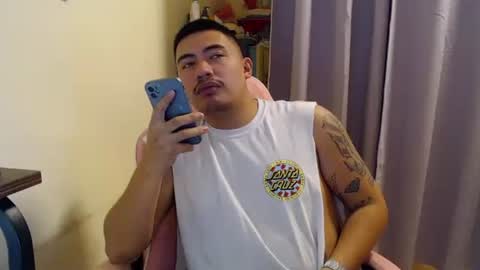 Snapshot of badboy_hanns chatting on December 2025 01:38:02 PM HANNS online show from December 2025 01:38:02 PM