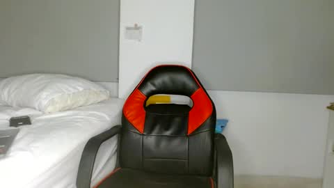 badbunny_69_ online show from February 2025 11:20:01 AM