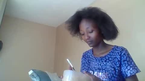 Snapshot of baddie_bunnie chatting on December 2025 01:05:01 PM baddie_bunnie online show from December 2025 01:05:01 PM