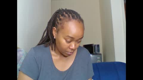 baddie_bunnie online show from May 2026 01:56:01 AM