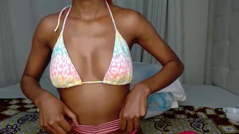 baddie_caramell online show from September 2025 01:27:02 AM