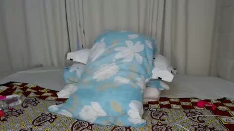 baddie_caramell online show from September 2025 07:33:02 AM