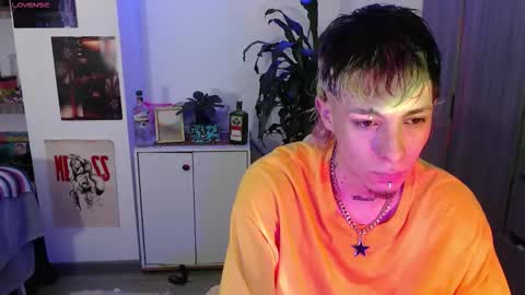 Dan  Lila  online show from September 2025 10:20:02 AM