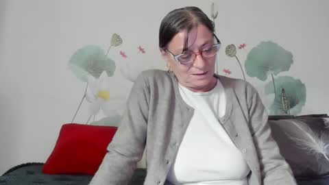 Gina online show from October 2025 09:07:02 AM