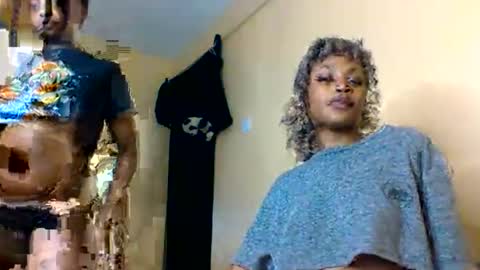 Lily. online show from October 2025 03:01:01 PM