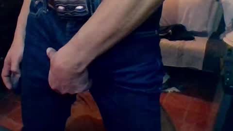 Mexican livin Off the Wall online show from February 2025 01:24:02 AM