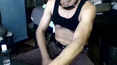 Mexican livin Off the Wall online show from October 2025 10:30:01 PM