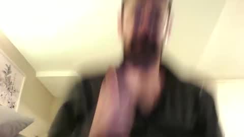 Snapshot of badtwister chatting on January 2025 06:19:02 AM badtwister online show from January 2025 06:19:02 AM