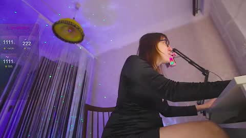 Snapshot of badwebcamgirl chatting on January 2025 05:10:01 AM engely online show from January 2025 05:10:01 AM