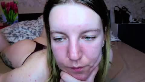 holly online show from April 2026 03:43:01 PM
