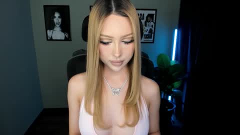 Snapshot of baklajan1907 chatting on September 2025 05:36:02 PM Baklajan online show from September 2025 05:36:02 PM