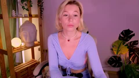 Elly online show from July 2026 03:30:01 AM