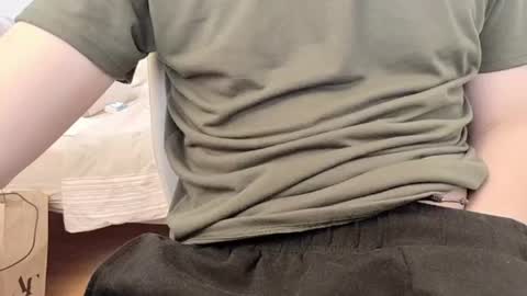 comobolo online show from April 2026 04:01:01 PM