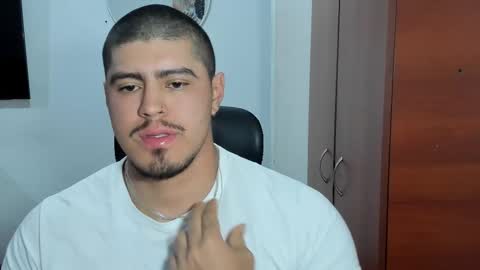 Andres -  online show from December 2025 11:15:01 AM