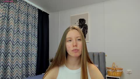 Kira online show from February 2025 10:50:02 AM