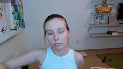 Kira online show from October 2025 11:16:01 PM