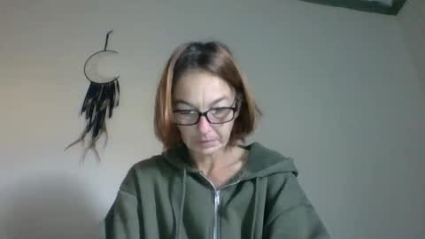 Snapshot of bamacpl80 chatting on November 2025 01:10:02 PM bamacpl80 online show from November 2025 01:10:02 PM