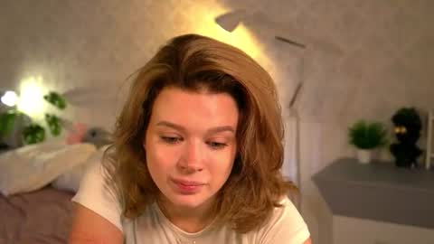 Mila online show from June 2026 06:53:02 PM