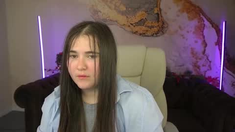 Snapshot of bambiliii chatting on December 2024 07:33:02 AM Bambi online show from December 2024 07:33:02 AM