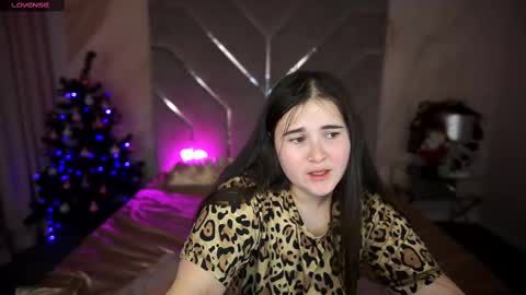 Snapshot of bambiliii chatting on January 2025 09:13:01 PM Bambi online show from January 2025 09:13:01 PM