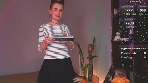 Snapshot of bananya_kitty chatting on December 2024 05:59:02 AM Ellen and online show from December 2024 05:59:02 AM