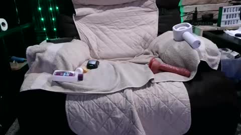 BANJOEY online show from December 2024 07:35:02 AM