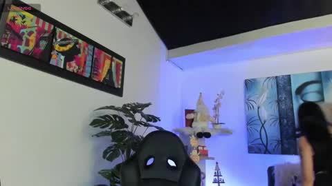 Gabi  online show from December 2025 07:07:02 PM